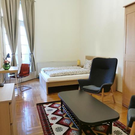 Andrassy Suite Boedapest Buitenkant foto