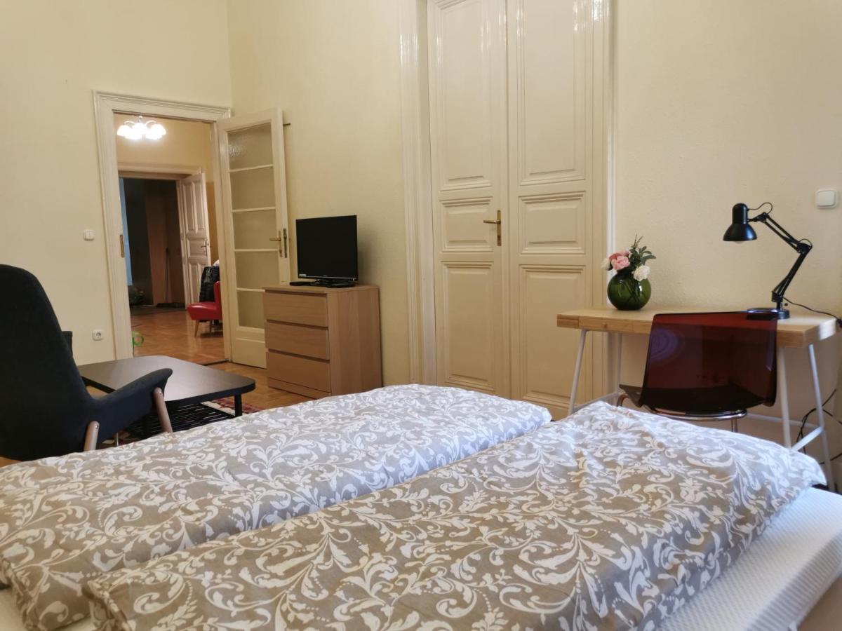 Andrassy Suite Boedapest Buitenkant foto