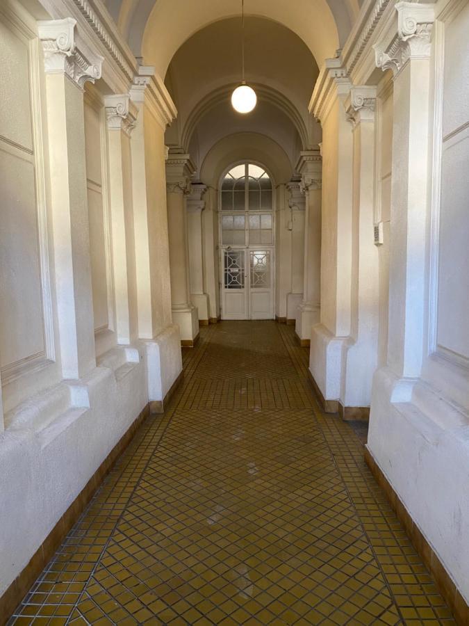 Andrassy Suite Boedapest Buitenkant foto